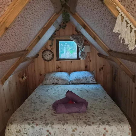 Luxury tent Nuit Insolite Et Feerique Pres D'ajaccio